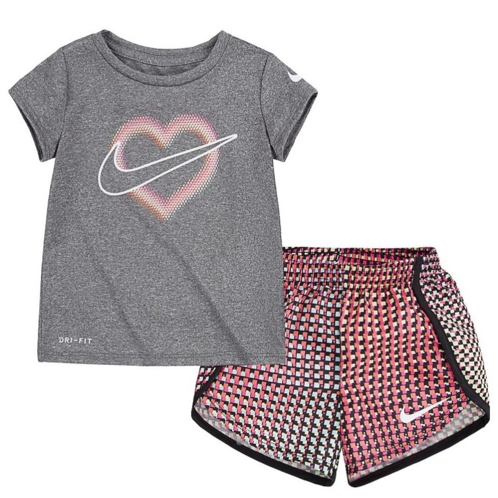 NWT Nike Dri-fit 3T Girls top & shorts
